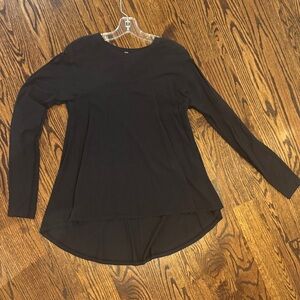 Lululemon workout/lounge hi-low longsleeve